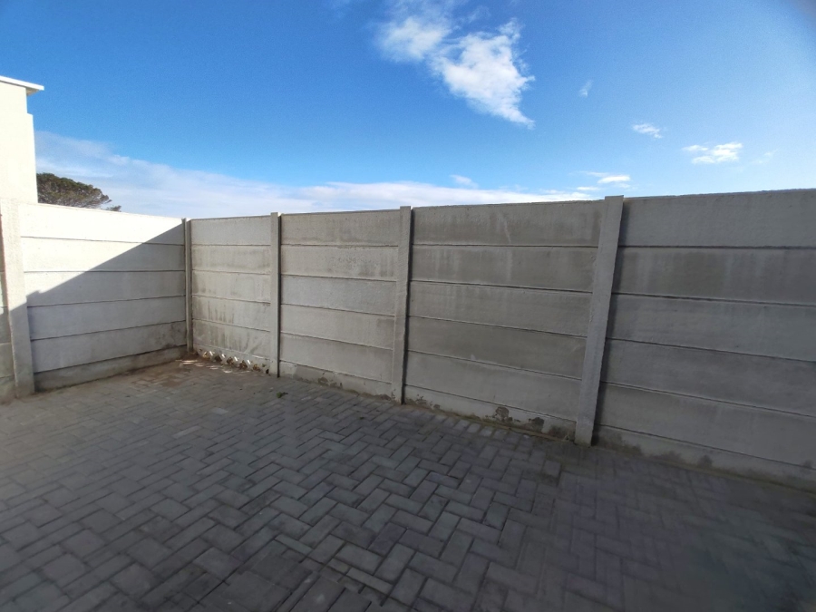 2 Bedroom Property for Sale in Fairview Eastern Cape
